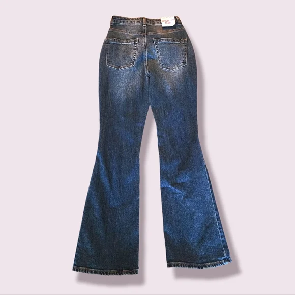 NWT- Vanilla Star Jeans- Size 1 - Picture 3 of 5